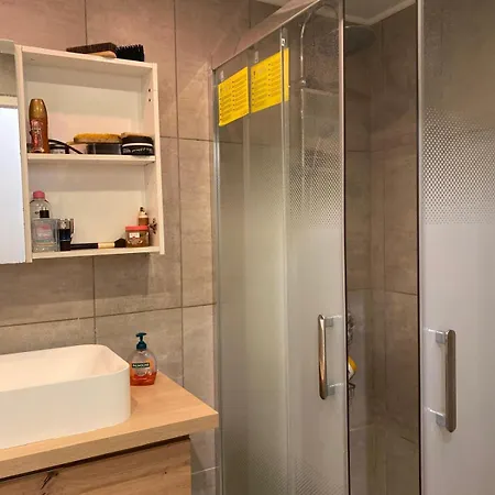 Apartment Disponible - Avec Parties Communes Courcouronnes